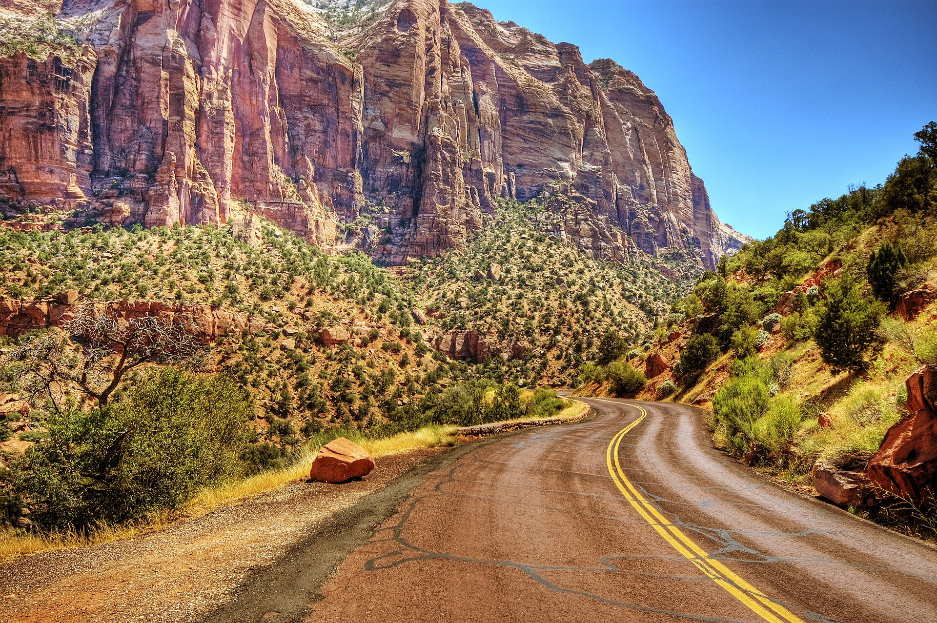 Zion National Park 公路與紅岩峭壁